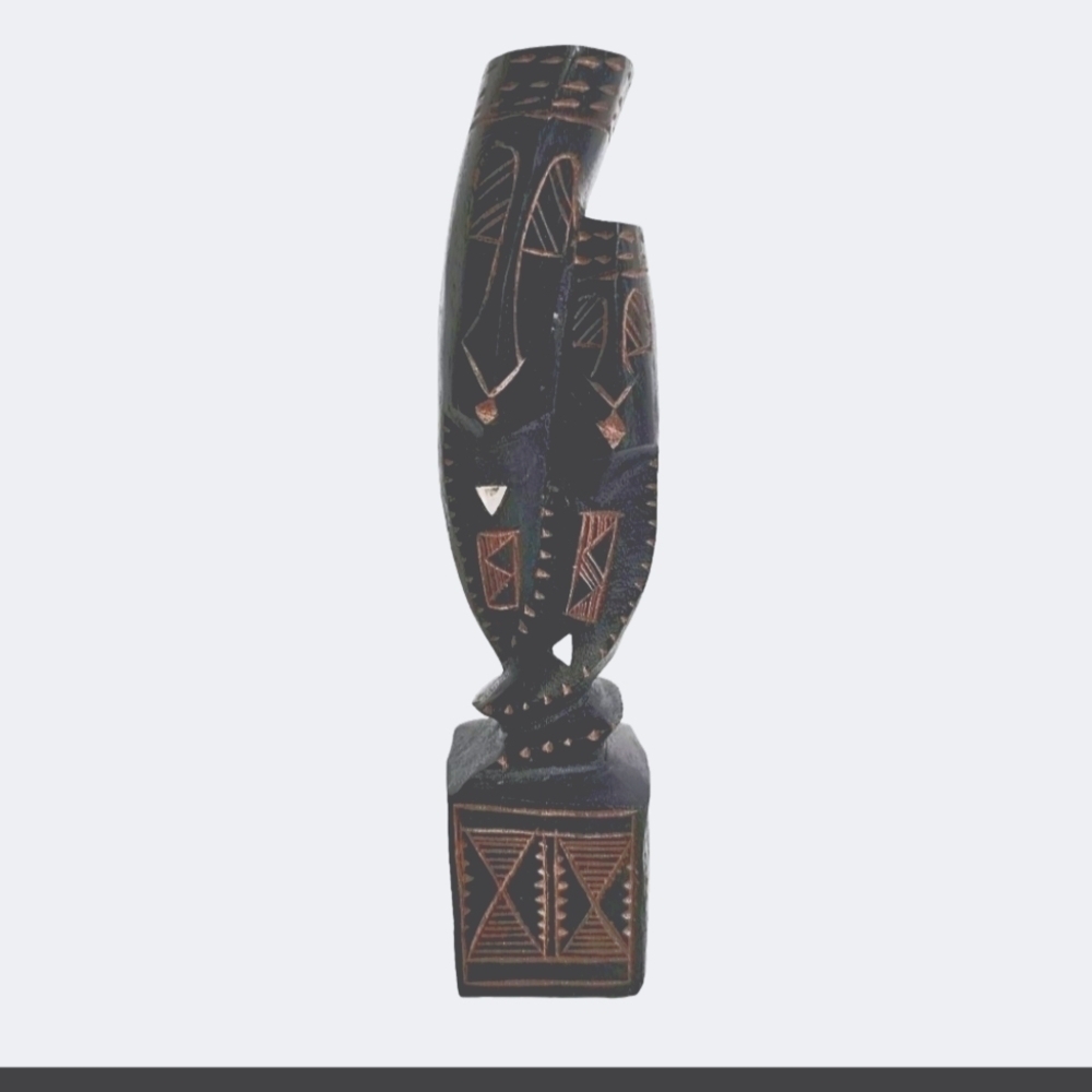 Fiji Lovers Handcarved Brown Wood Sculpture Statue Inlaid Mother Of Pearl Accent